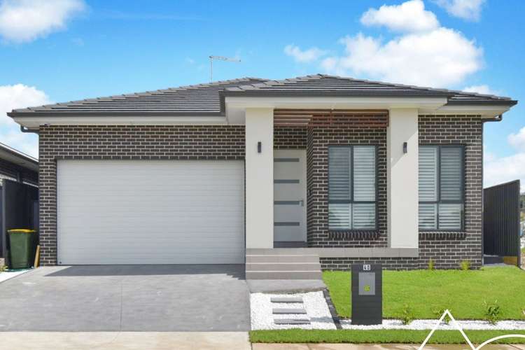 40 Fieldhouse Circuit, Campbelltown NSW 2560