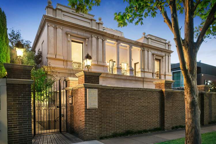 5C Maple Grove, Toorak VIC 3142