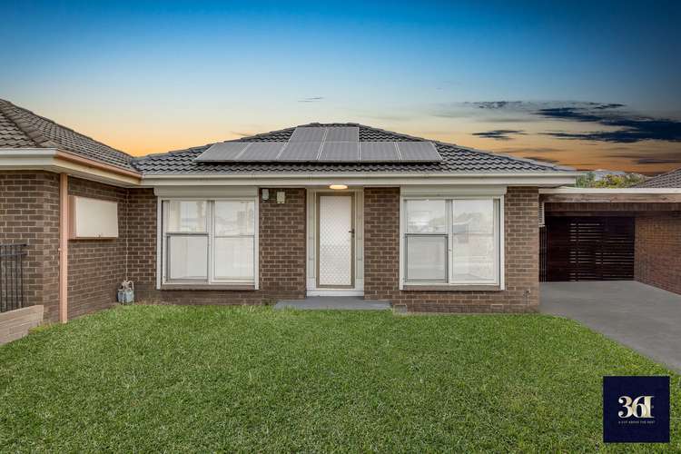 Main view of Homely unit listing, 2/2 Railway Avenue, Werribee VIC 3030