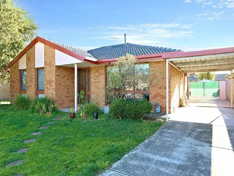 12 Carla Court