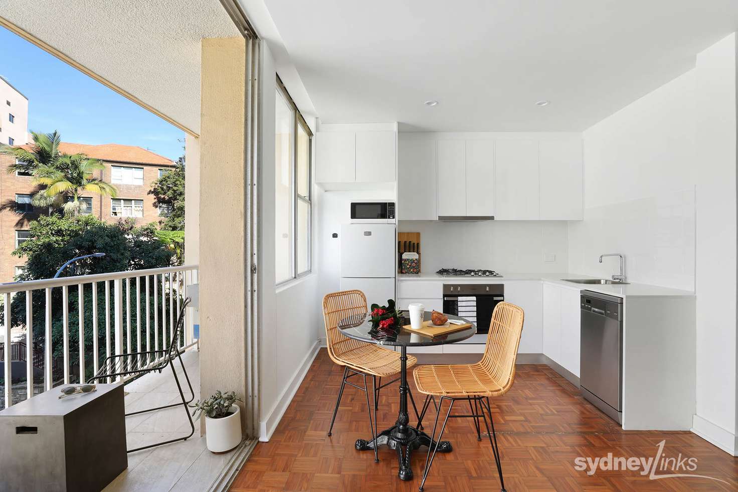 Main view of Homely studio listing, 301/76 Roslyn Gardens, Rushcutters Bay NSW 2011