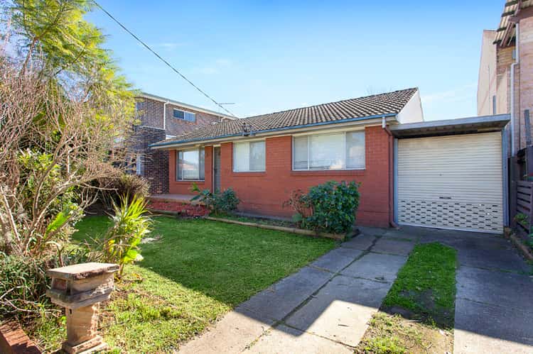 3 Foxlow Street, Canley Heights NSW 2166