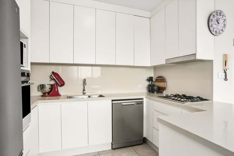 Third view of Homely apartment listing, 5/132 Oberon Street, Coogee NSW 2034