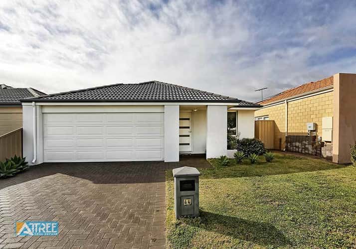 44 Middle Parkway, Canning Vale WA 6155