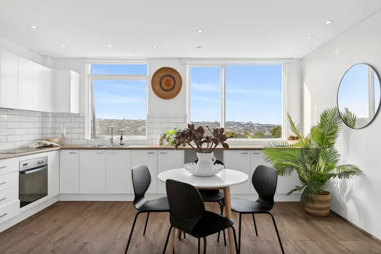 9/12A Corella Street