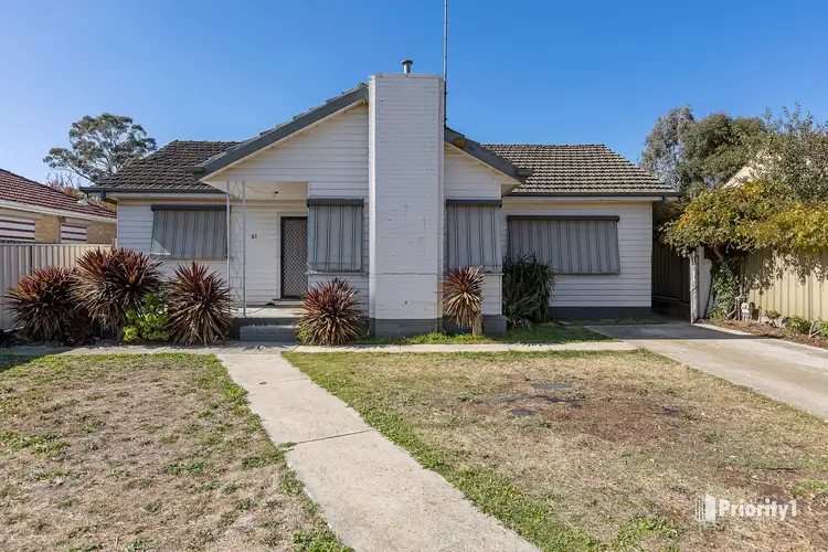 31 Alexander Street