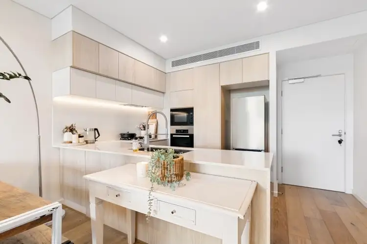 202/72 Donnison Street
