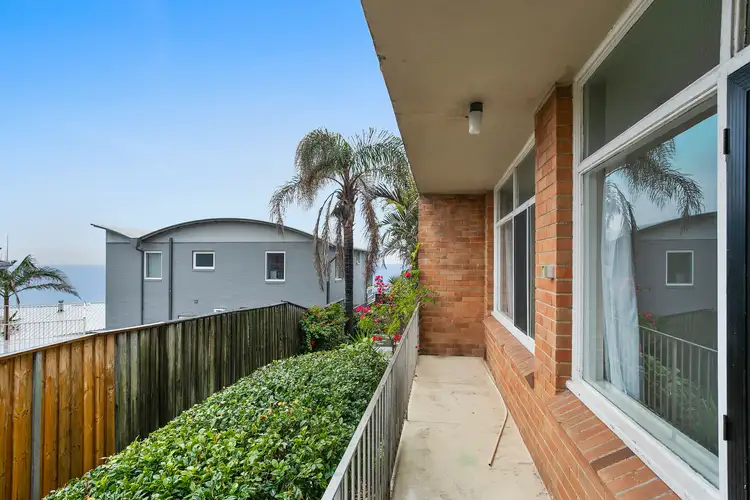 1/11 Lodge Lane