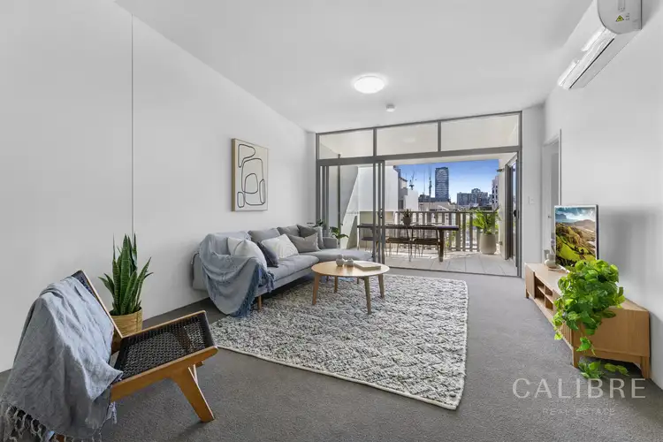 43/38 Robertson Street