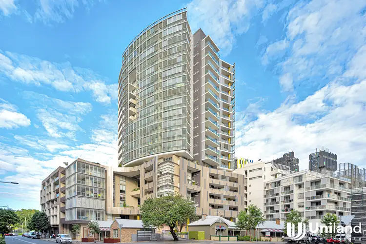 306/23 Hassall Street