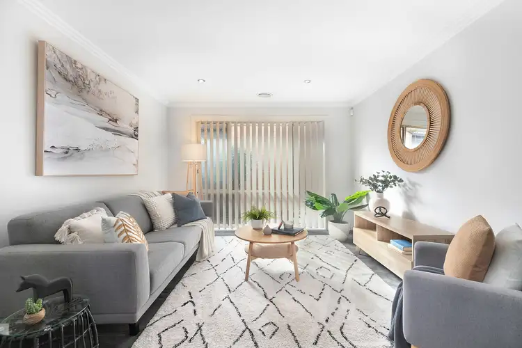 24 Flora Bassett Street