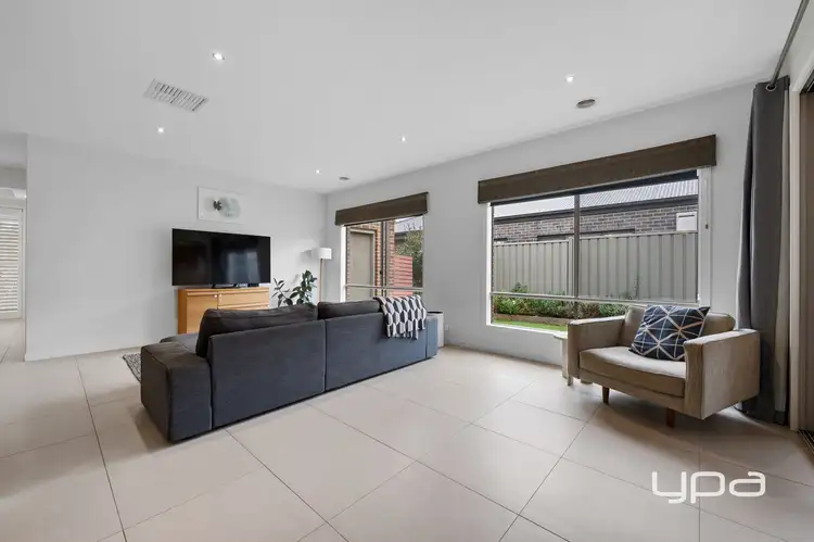Third view of Homely house listing, 8 Cassinia Boulevard, Maddingley VIC 3340