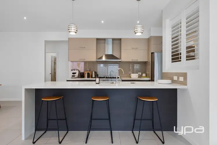 Fifth view of Homely house listing, 8 Cassinia Boulevard, Maddingley VIC 3340