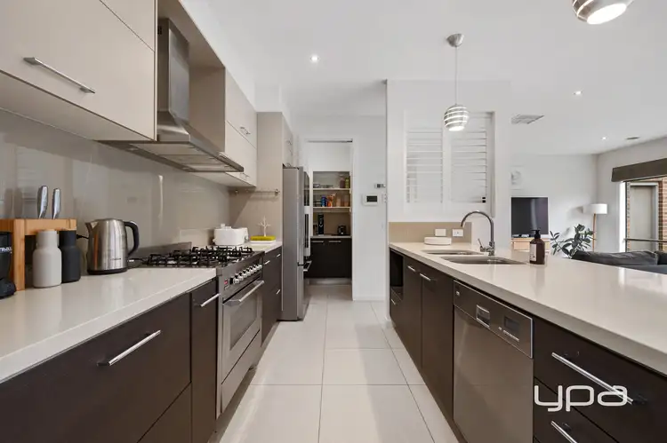 Sixth view of Homely house listing, 8 Cassinia Boulevard, Maddingley VIC 3340