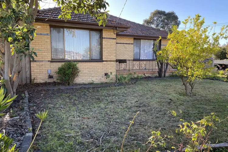104 Hughes Parade