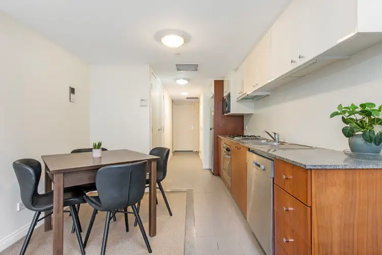 562/6 Cowper Wharf Roadway