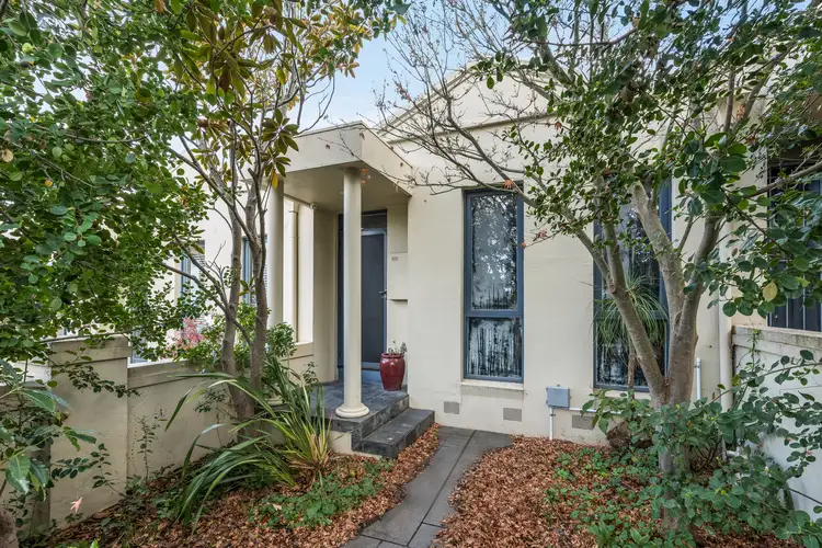 2/21 Stinton Avenue