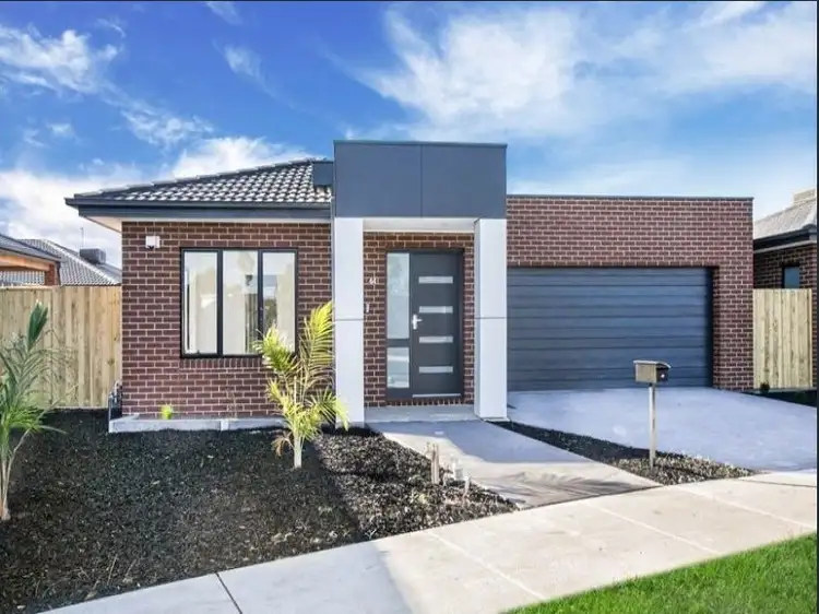 44 Rotino Crescent