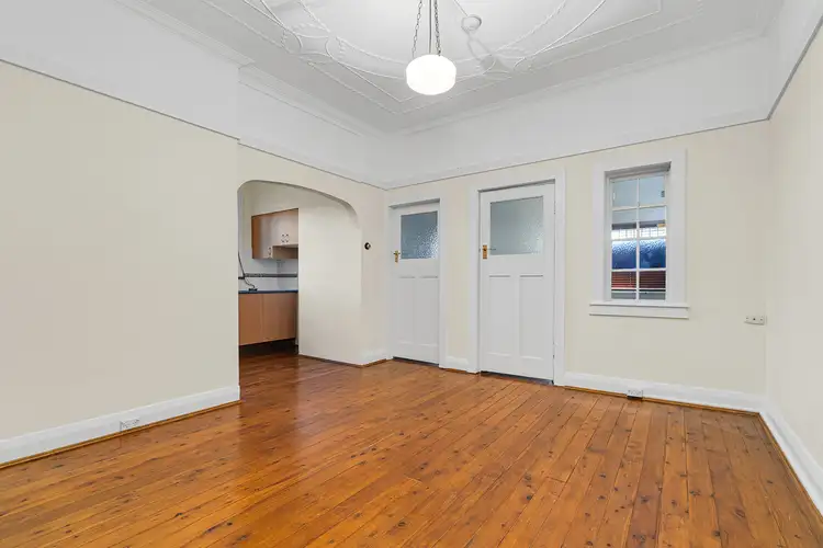 2/2 Croydon Avenue