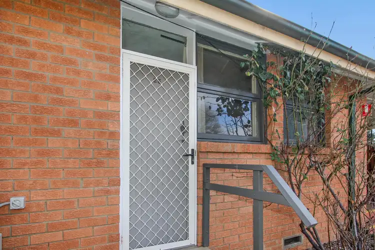 25/24 Mittagang Road