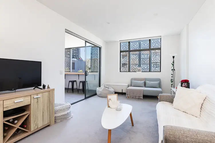 156 Botany Road
