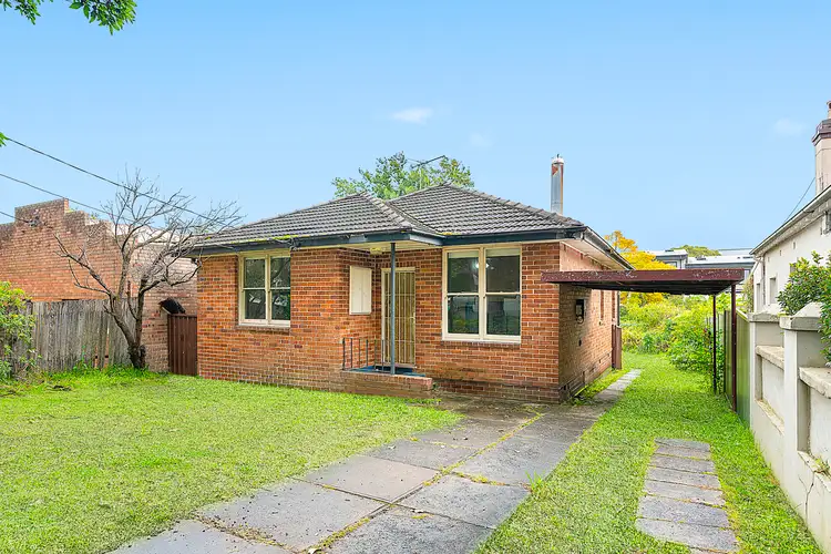15 Courallie Avenue