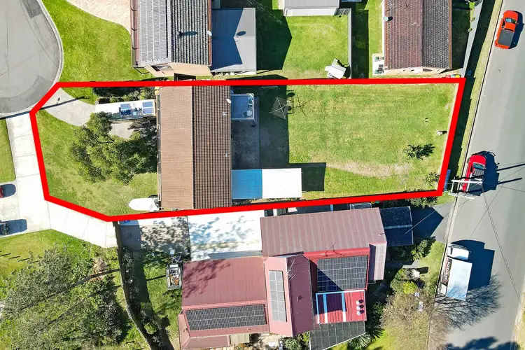 11 Alma Crescent
