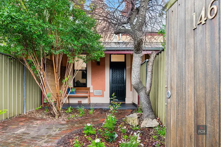4/146 Coglin Street