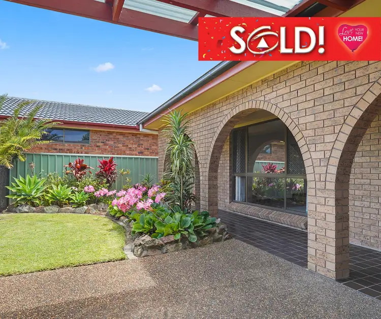 7 Andra Close