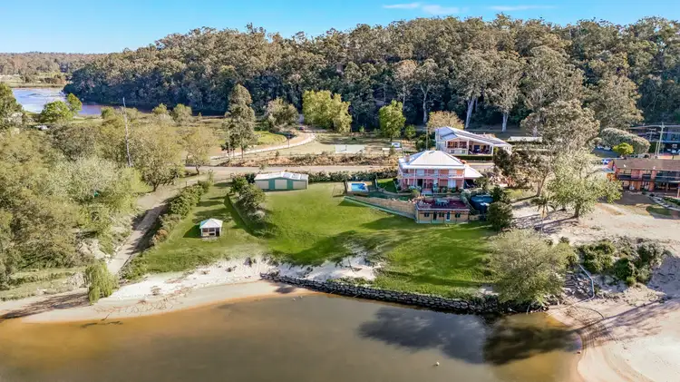 562 Tizzana Road