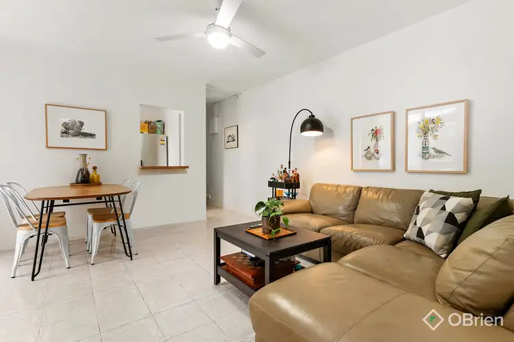 2/35 Pickett Street