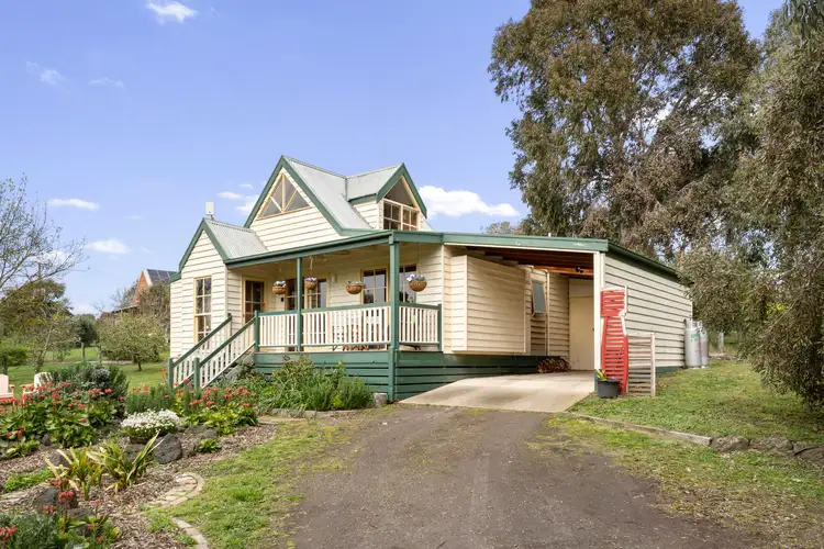 9 Edmundson Street