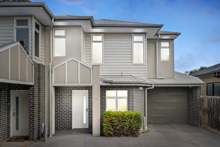3/27 Baird Street