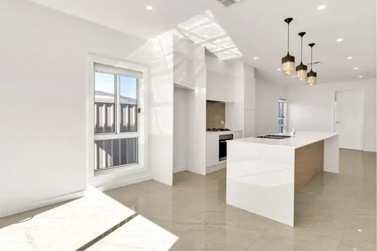 4B Cudmore Terrace