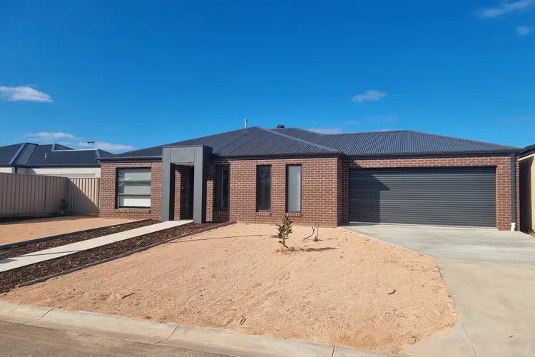 5 Sutterby Place