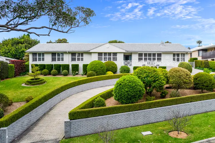 11-13 Bellebrae Avenue