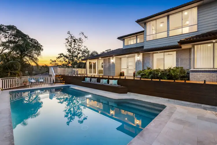 76 Alameda Way