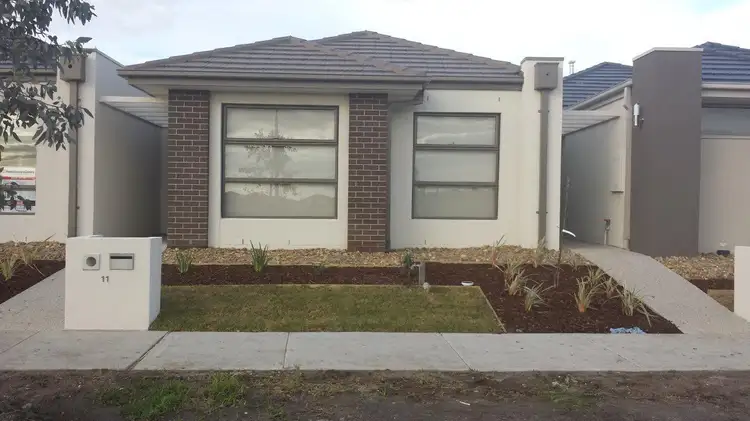 11 Chessington Drive