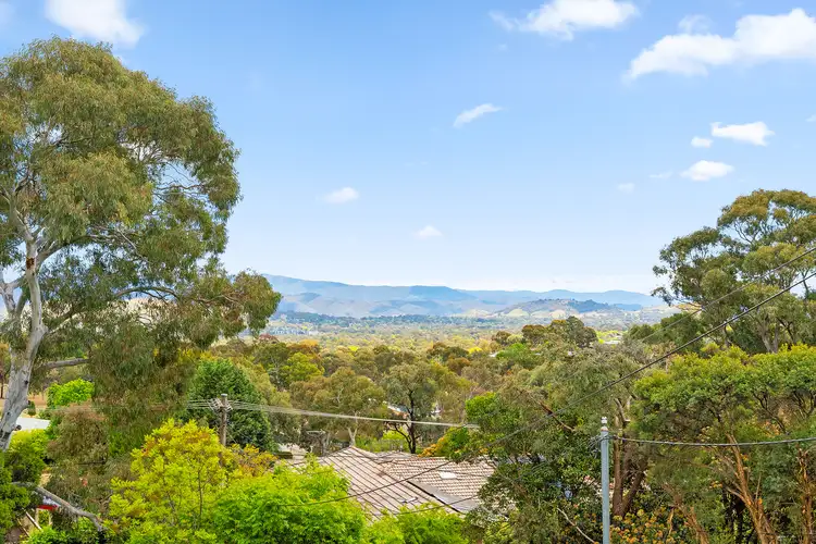 21 Adamson Crescent