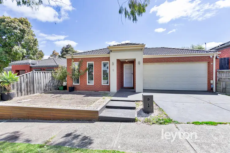 8 Jakes Road