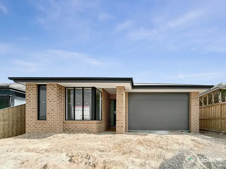 12 Snows Hill Avenue