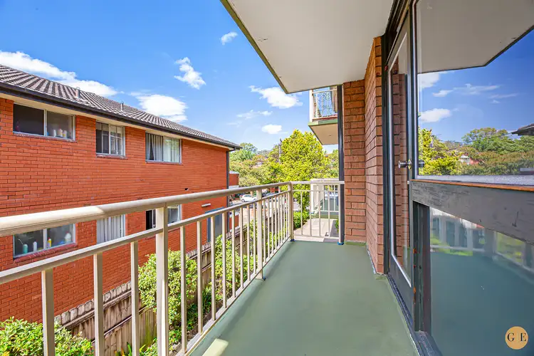 2/9 Hornsey Road