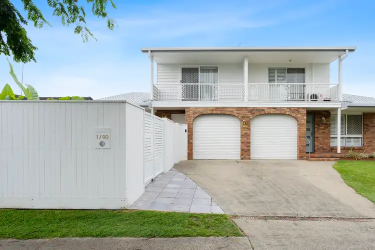 1/90 Christine Avenue