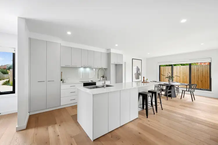 18A Giddings Street