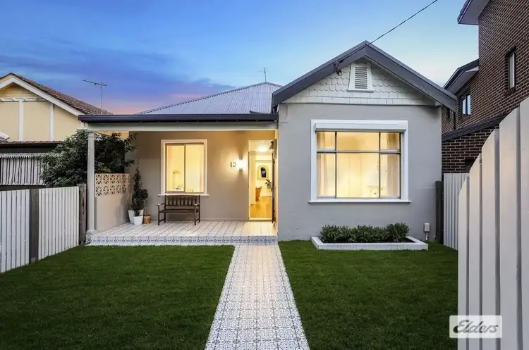13 Clarendon Road