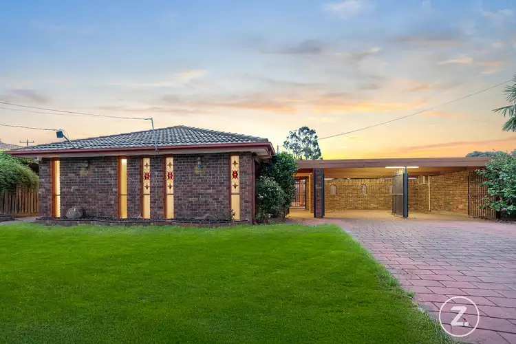 5 Monash Street