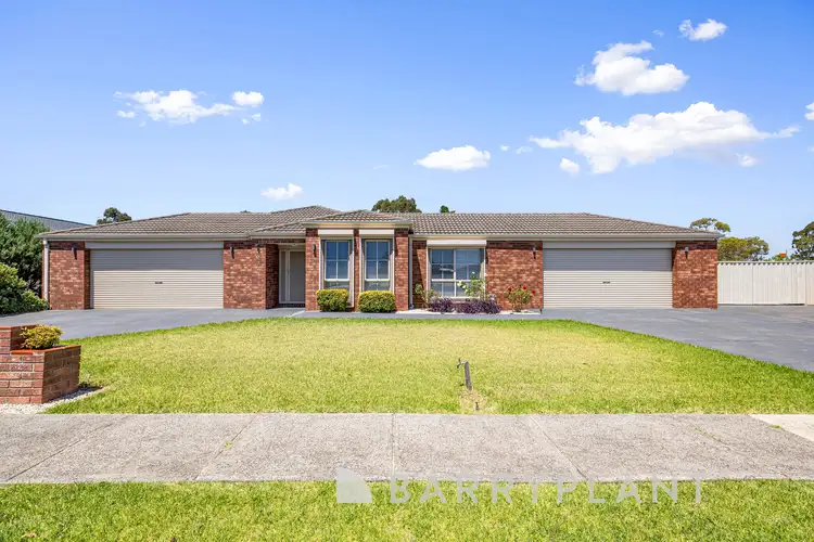 12 Phar Lap Place