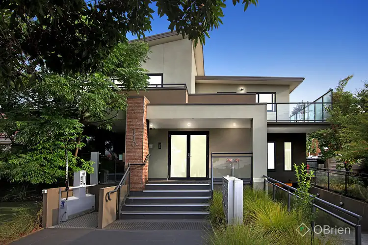 1/110 Atherton Road