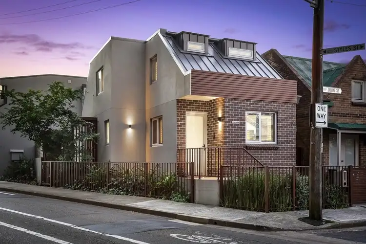 2 John Street