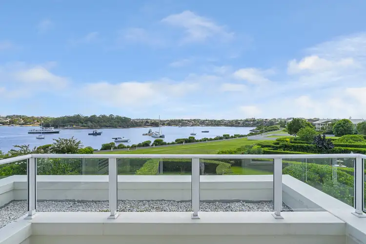 141 Peninsula Drive